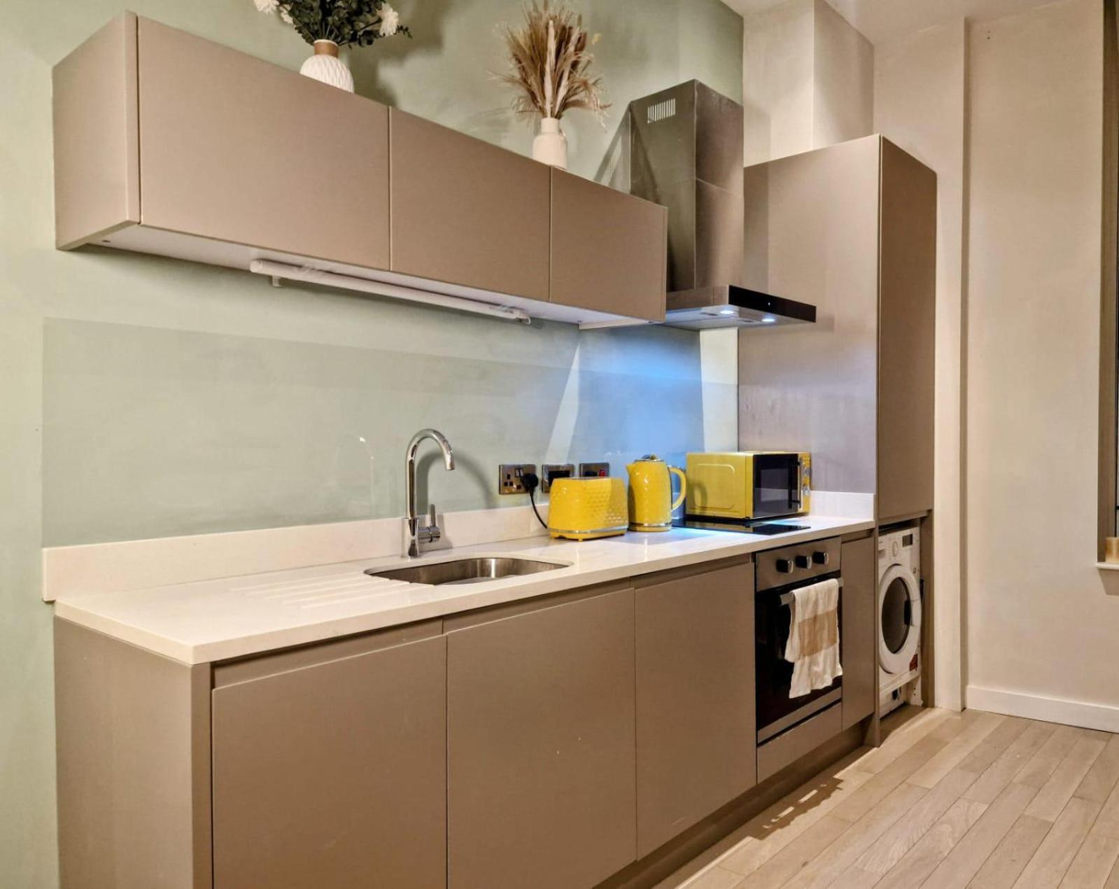 Liverpool Gem: Cozy Studio Retreat Extérieur photo