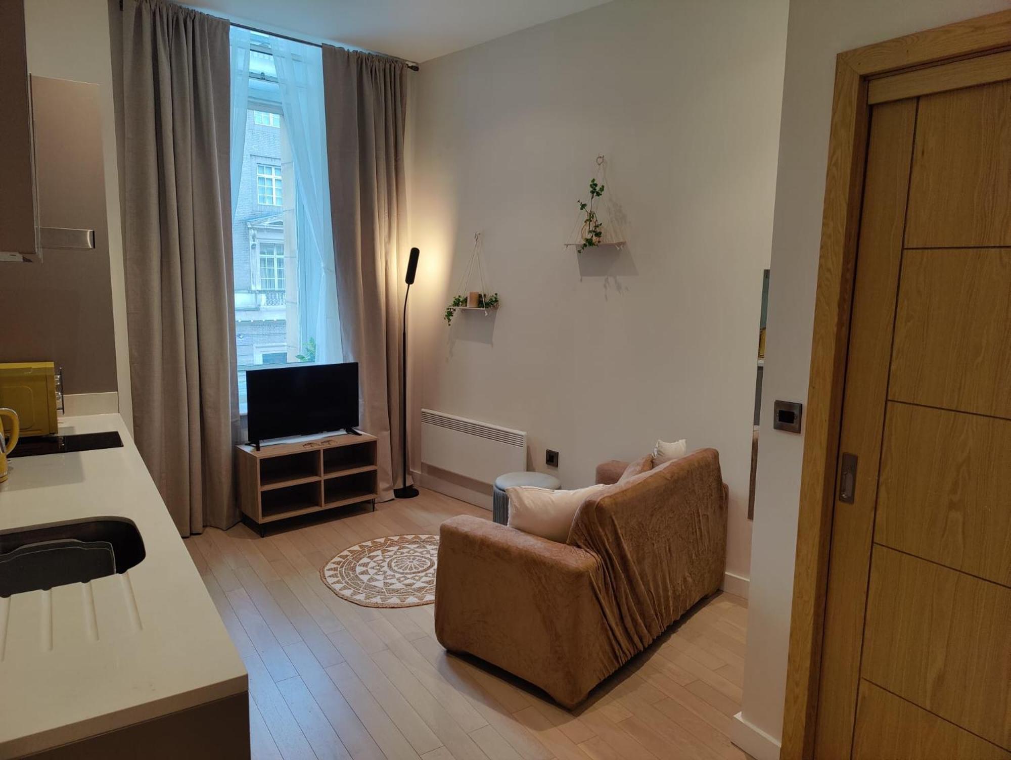 Liverpool Gem: Cozy Studio Retreat Extérieur photo